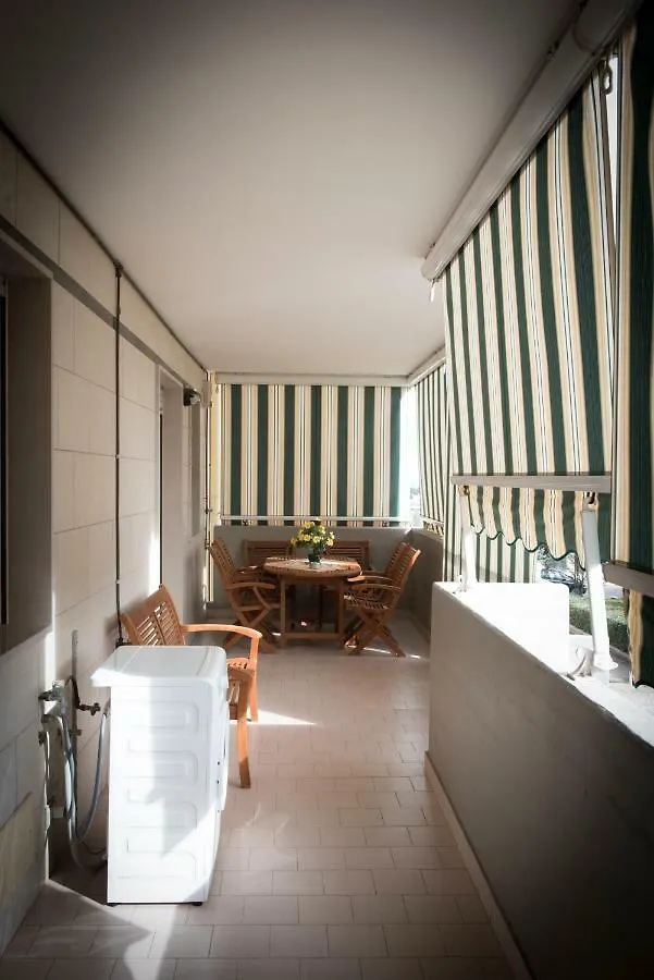 Appartamento Casa Menhir Aet Bari